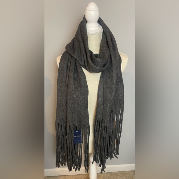 Lucky Brand brushed raschel knit fringed heathered dark gray scarf, NWT - Picture 3 of 6